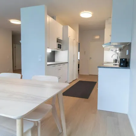 Spacious For 6 With Sauna In Vuosaari *