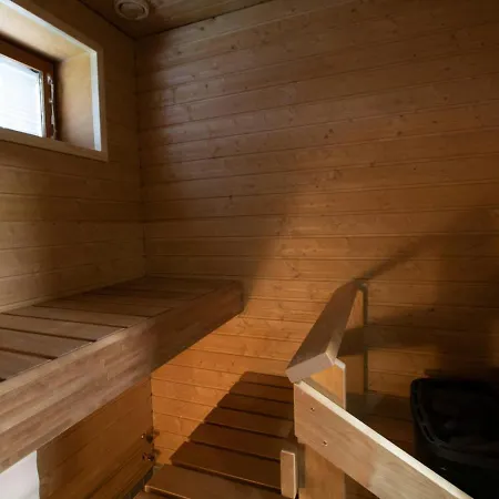 Spacious For 6 With Sauna In Vuosaari 公寓 *